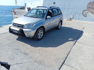 Toyota RAV 4 2004