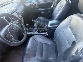 Ford Maverick 2008-thumb-17