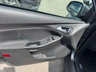 Ford Focus 2016 1.5 TDCi 120PS-thumb-31
