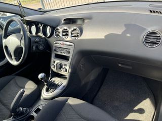 Peugeot 308 2008-thumb-5