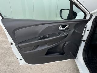 Κλούβα Renault 2017 Clio 1.5DCI VAN / AUTO ΛΑΖΑΡΙΔΗΣ-thumb-19