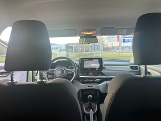 Suzuki Swift 2024 1.2 GLX HYBRID-thumb-16