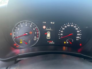 Suzuki Swift 2024 1.2 GLX HYBRID-thumb-18