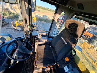 Φορτωτής Με Λάστιχα Komatsu 2008 WA380-6-thumb-13