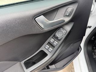 Ford Fiesta 2020-thumb-14