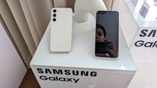 Samsung s23 5g-thumb-2