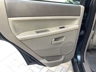Jeep Grand Cherokee 2007-thumb-10