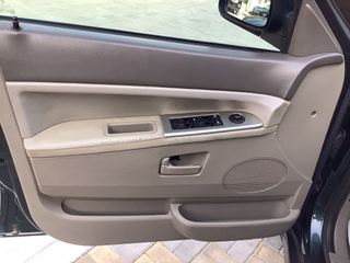 Jeep Grand Cherokee 2007-thumb-18