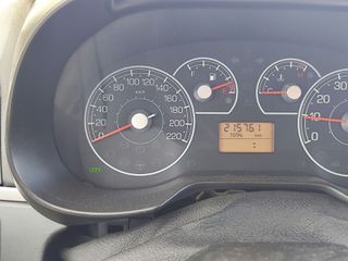 Fiat Grande Punto 2007 1.3 CTDI Edition-thumb-19