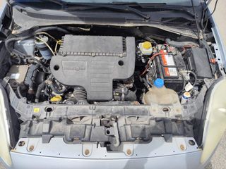 Fiat Grande Punto 2007 1.3 CTDI Edition-thumb-16