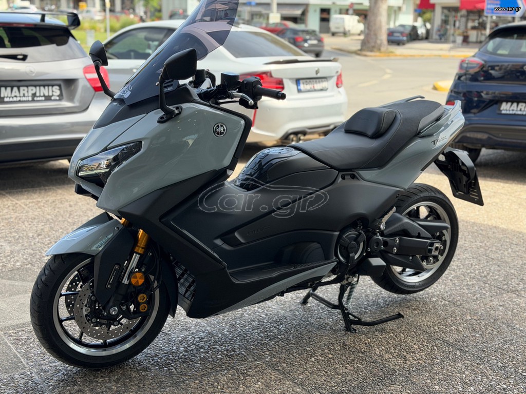 Yamaha T-MAX 560 2025 TECH MAX