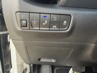 Hyundai Kona 2018 1.6 CRDI PREMIUM DCT FULL EXTRA!!-thumb-23