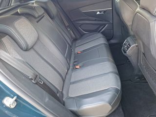 Peugeot 3008 2022 FL ALLURE PLUG-IN HYBRID-thumb-14