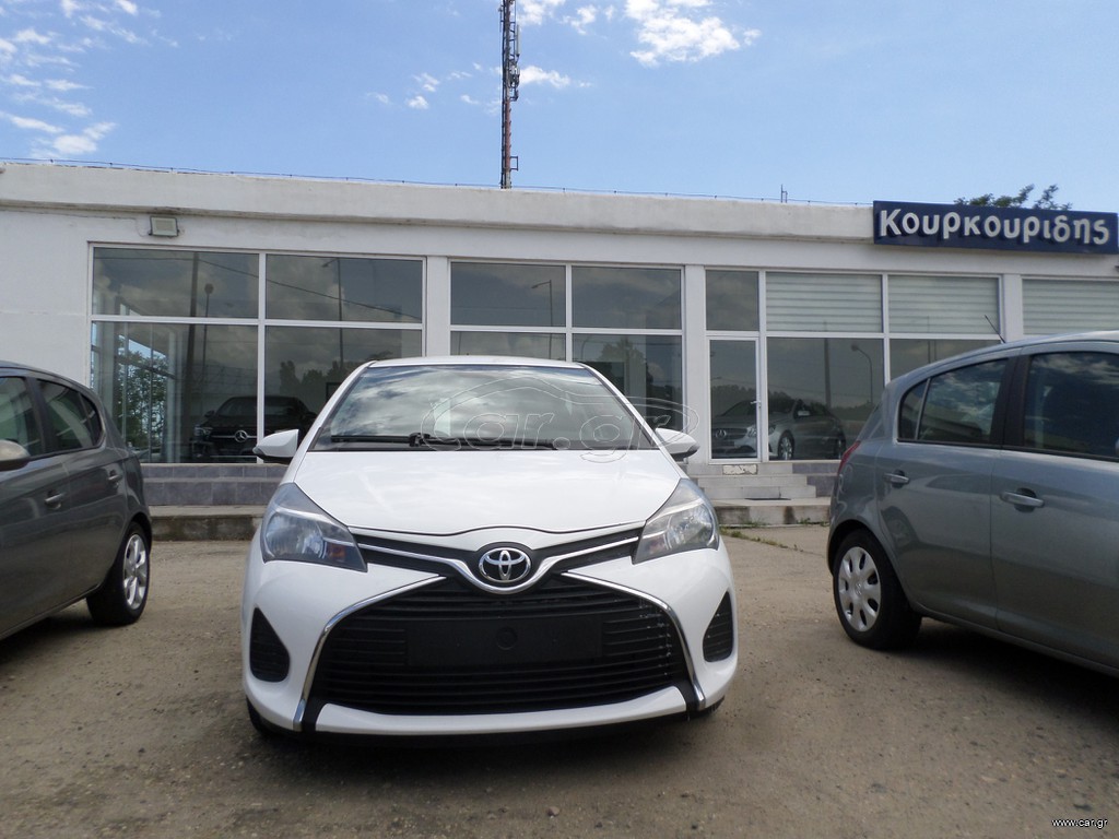 Toyota Yaris 2015