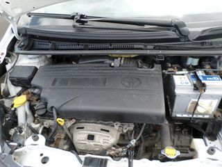 Toyota Yaris 2015-thumb-20