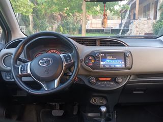 Toyota Yaris 2016 YARIS 1.5 CVT AUTOMATIC-thumb-5