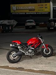 Ducati Monster 696 2010 PLUS