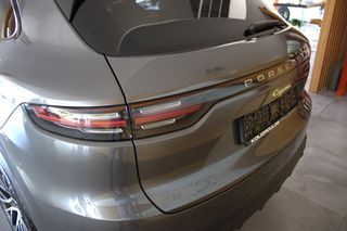 Porsche Cayenne 2020 PLUG IN HYBRID-thumb-52