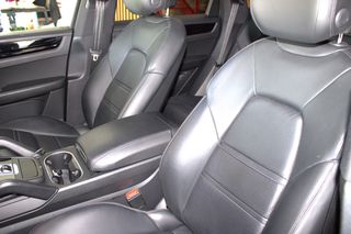Porsche Cayenne 2020 PLUG IN HYBRID-thumb-18