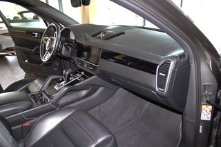 Porsche Cayenne 2020 PLUG IN HYBRID-thumb-20