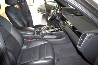 Porsche Cayenne 2020 PLUG IN HYBRID-thumb-22