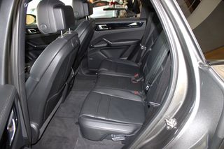 Porsche Cayenne 2020 PLUG IN HYBRID-thumb-26