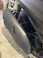 Piaggio Beverly 400 2023-thumb-6