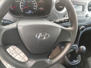 Hyundai i 10 2017 Book service-thumb-7