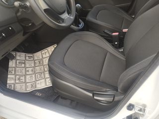 Hyundai i 10 2017 Book service-thumb-11
