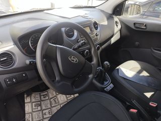 Hyundai i 10 2017 Book service-thumb-21