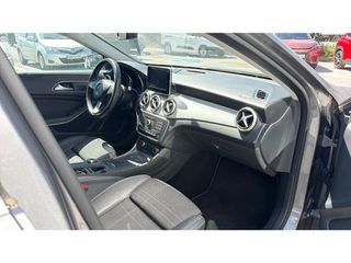 Mercedes-Benz GLA 180 2016 GLA 180D-thumb-11
