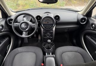Mini Cooper D Countryman 2016-thumb-8