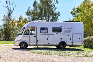 Hymer 2008 B 664 CL-thumb-2