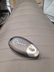 Vespa GTV 300 2023 PIAGGIO-thumb-45