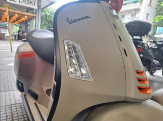 Vespa GTV 300 2023 PIAGGIO-thumb-11
