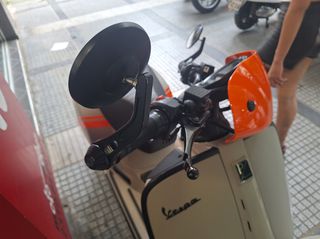 Vespa GTV 300 2023 PIAGGIO-thumb-12