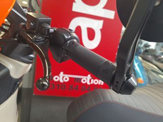 Vespa GTV 300 2023 PIAGGIO-thumb-16