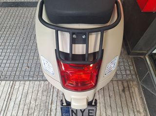 Vespa GTV 300 2023 PIAGGIO-thumb-18