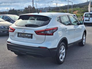 Nissan Qashqai 2019-thumb-5