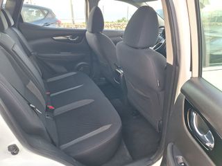 Nissan Qashqai 2019-thumb-11
