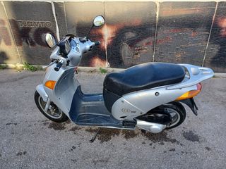 Honda NES 2002-thumb-3