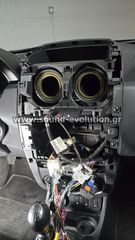 Dacia Duster 2014-2018 Navigation Multimedia Tablet by Sound Evolution-thumb-2