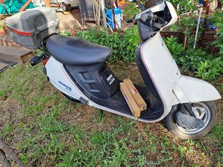 Honda LEAD 1993-thumb-1