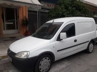 Κλούβα Opel 2006