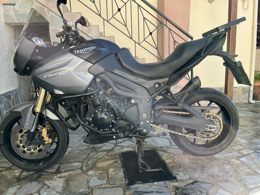 Triumph Tiger 1050 SE 2009