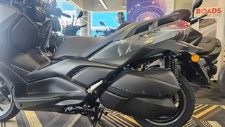Yamaha XMAX 300 2026 XMAX300 CAMO EURO 5+-thumb-5