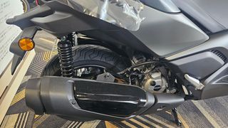 Yamaha XMAX 300 2026 XMAX300 CAMO EURO 5+-thumb-25