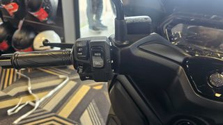 Yamaha XMAX 300 2026 XMAX300 CAMO EURO 5+-thumb-32