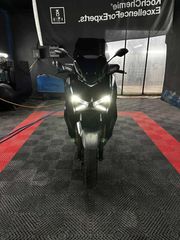 Yamaha XMAX 300 Tech Max 2024 TECH MAX-thumb-1