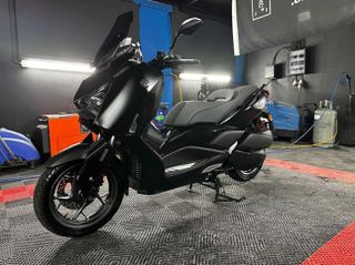 Yamaha XMAX 300 Tech Max 2024 TECH MAX-thumb-2